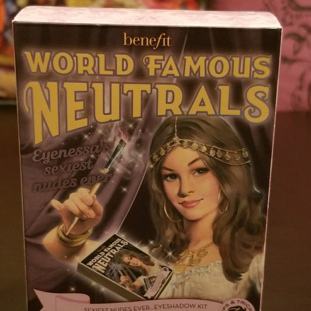 Benefit World Famous Neutrals